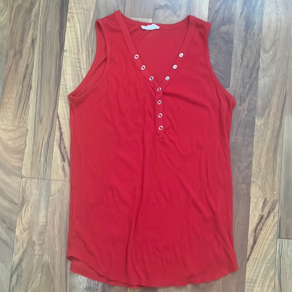 Cbrand red tank size small